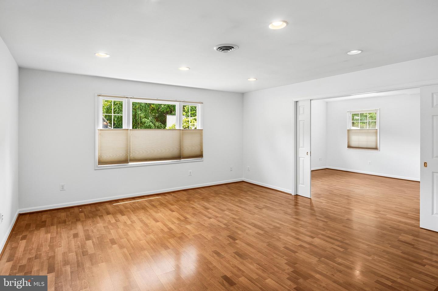 12102 Lerner Pl Property Photo 33