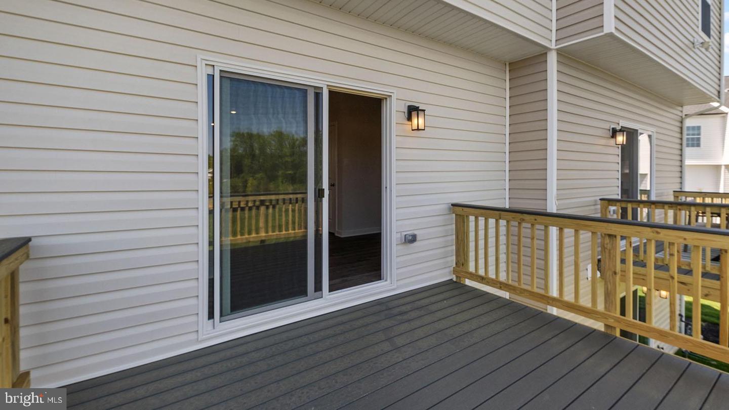 7544 Silver Thread Way Property Photo 16