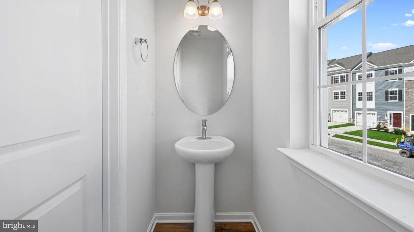7540 Silver Thread Way Property Photo 13