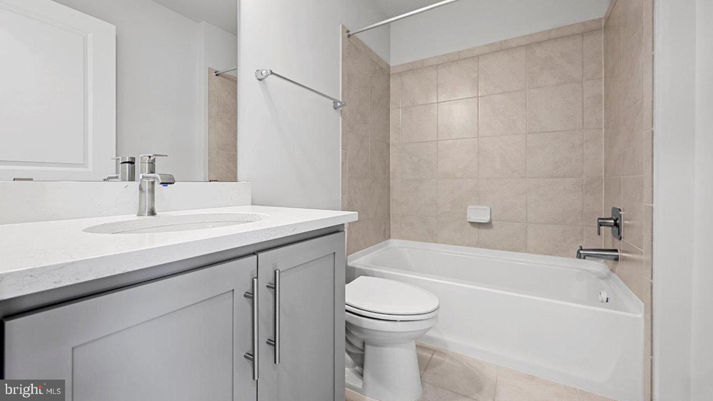 7540 Silver Thread Way Property Photo 19
