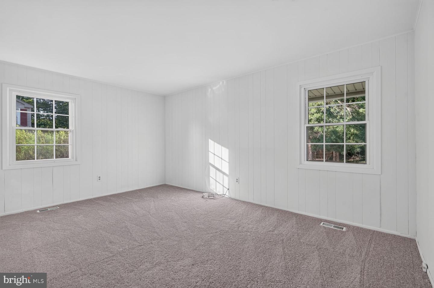 8798 Oxwell Ln Property Photo 21