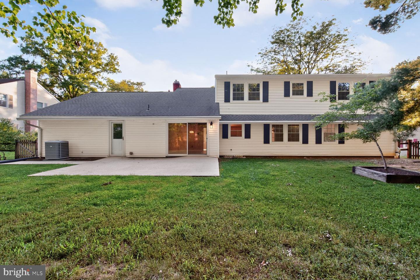 8798 Oxwell Ln Property Photo 29