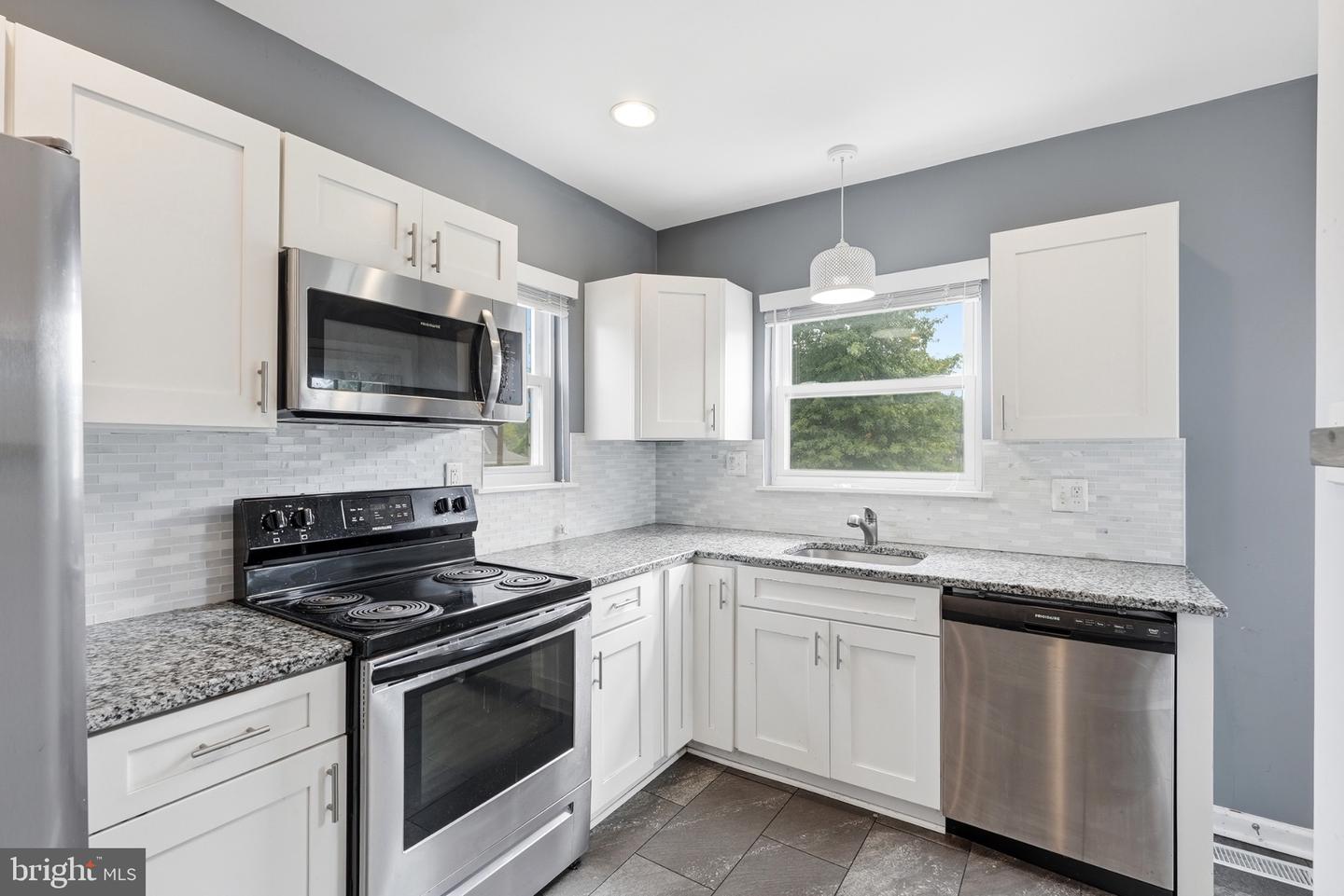 6515 Gateway Blvd Property Photo 10