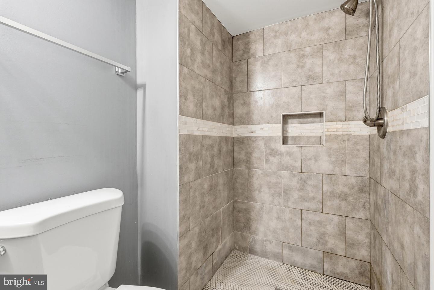 6515 Gateway Blvd Property Photo 31