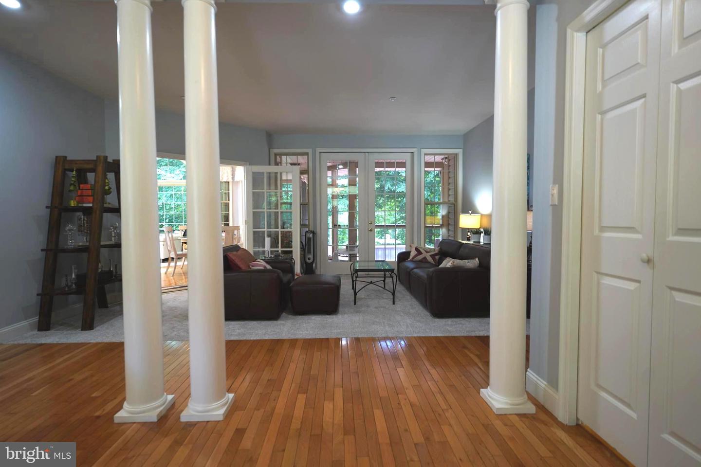 15401 Jamies Way Property Photo 19