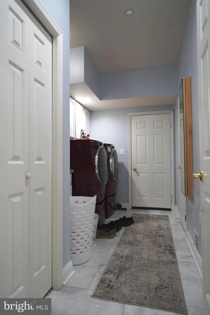 15401 Jamies Way Property Photo 22