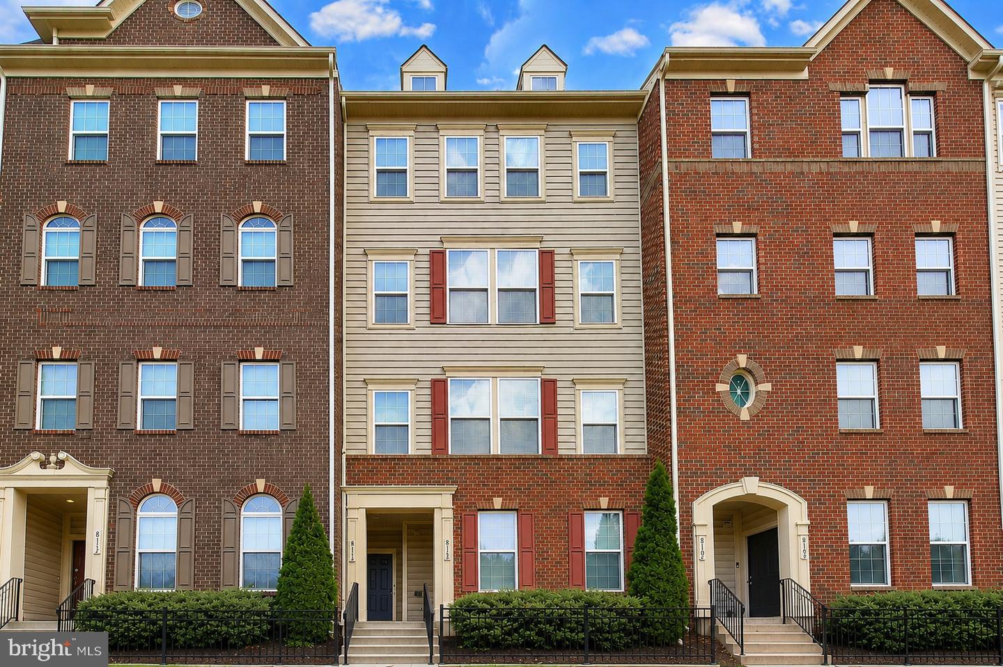 8111 Greenbelt Station Pkwy #302f Property Photo 1