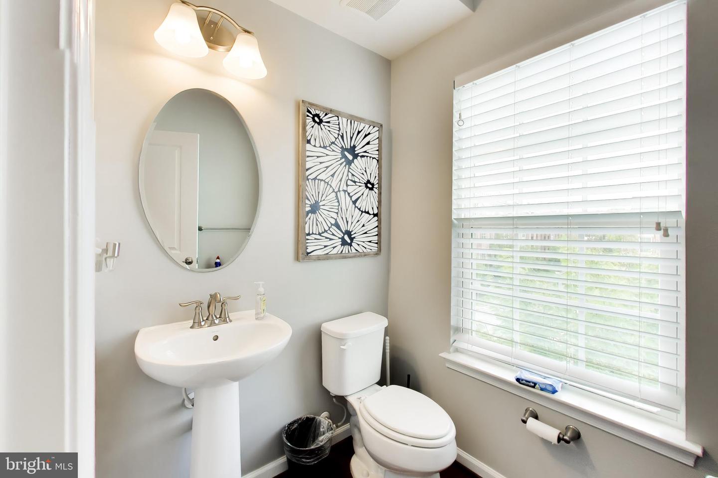 8111 Greenbelt Station Pkwy #302f Property Photo 9