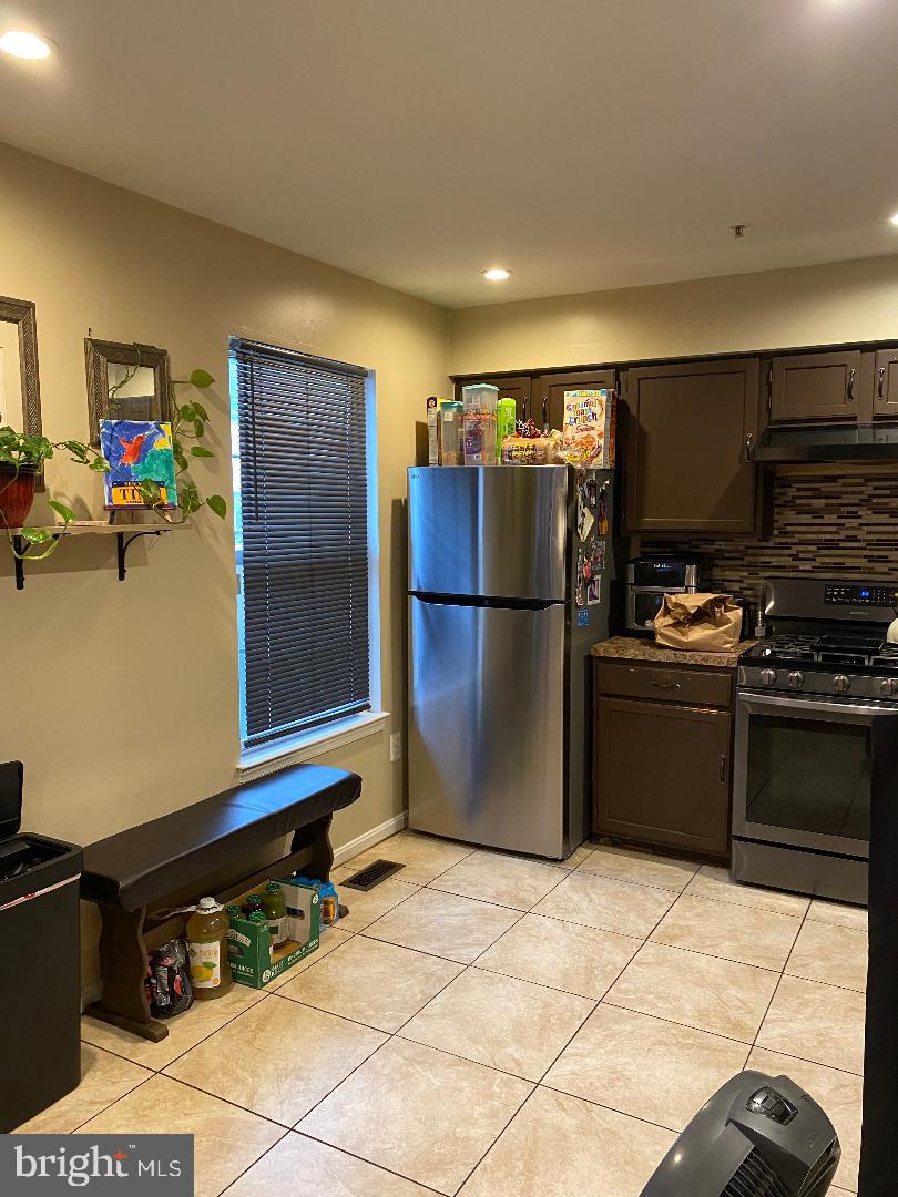 5312 Stoney Meadow Dr Property Photo 7