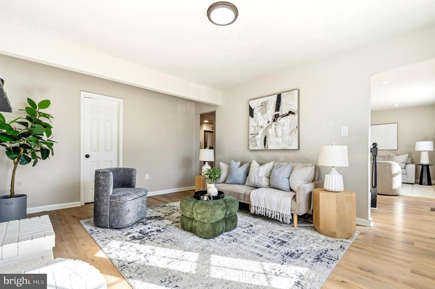 8714 JEREMY CT