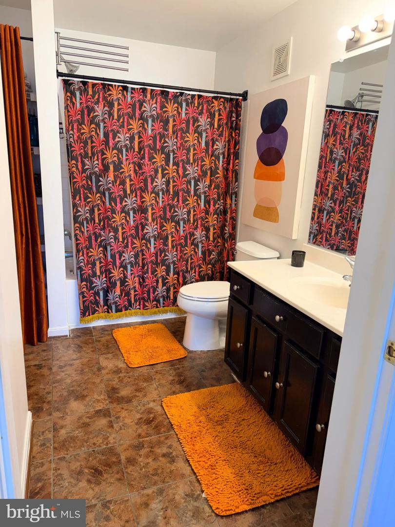 2801 Forest Run #1-406 Property Photo 14