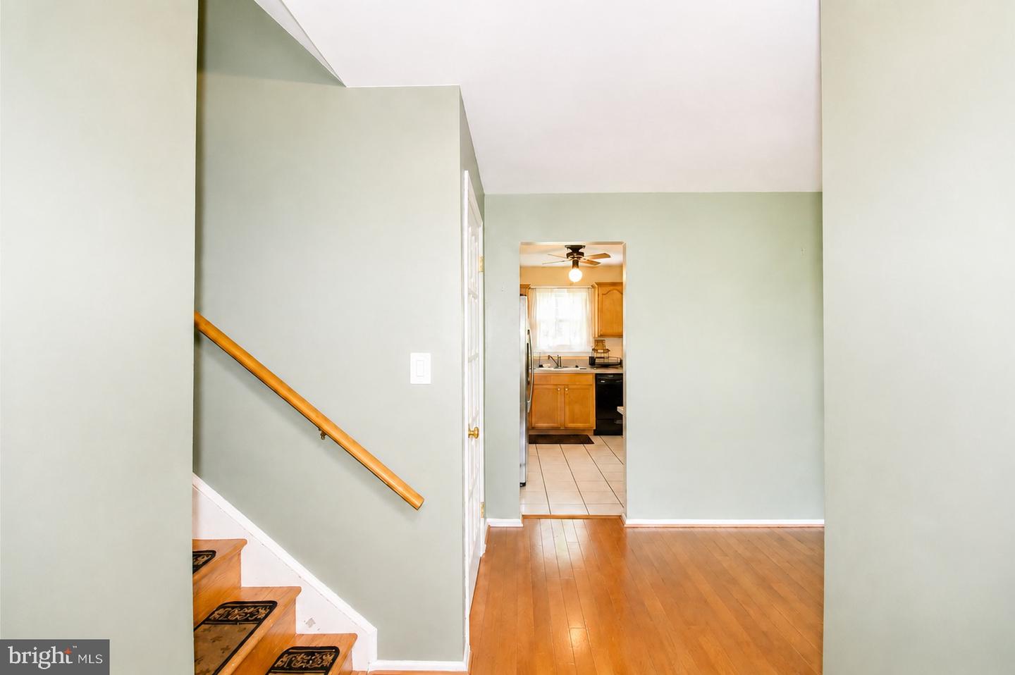 120 Essenton Dr Property Photo 4