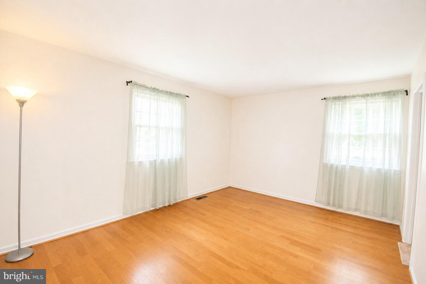 120 Essenton Dr Property Photo 9