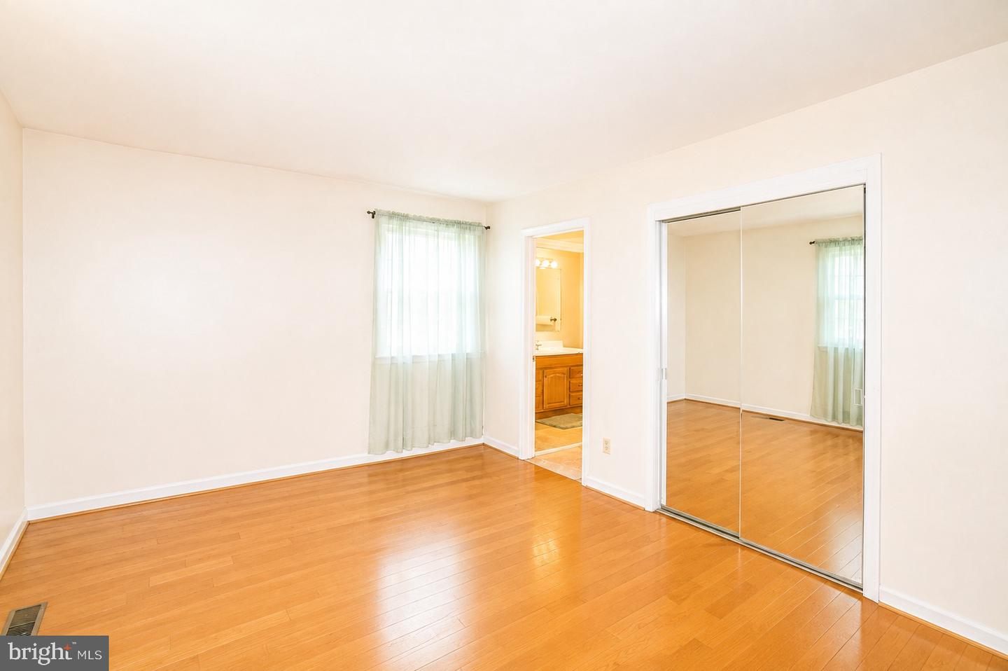 120 Essenton Dr Property Photo 10