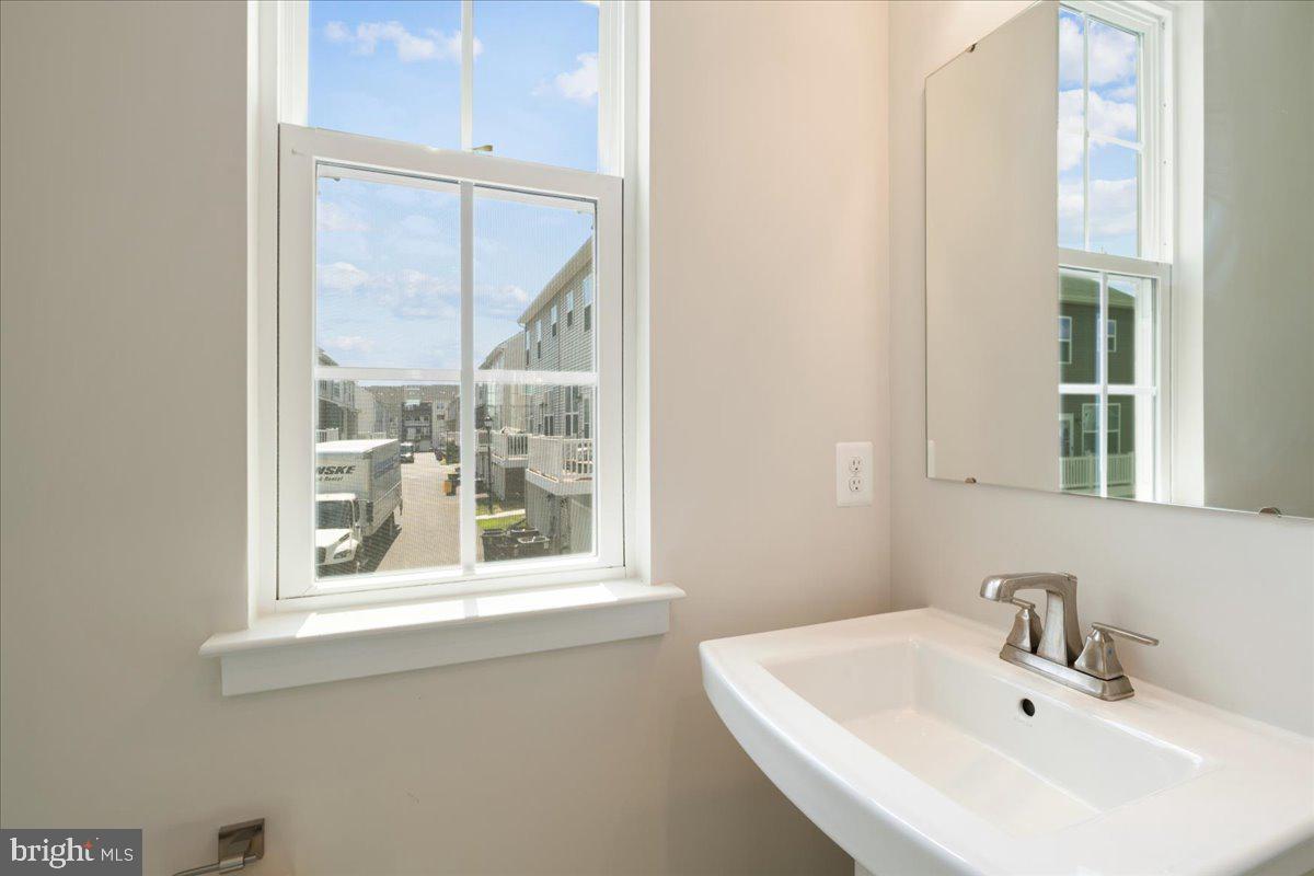 5418 Manor Park Dr Property Photo 24