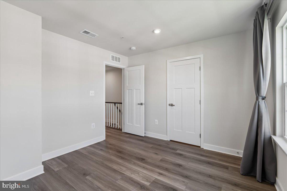 5418 Manor Park Dr Property Photo 42