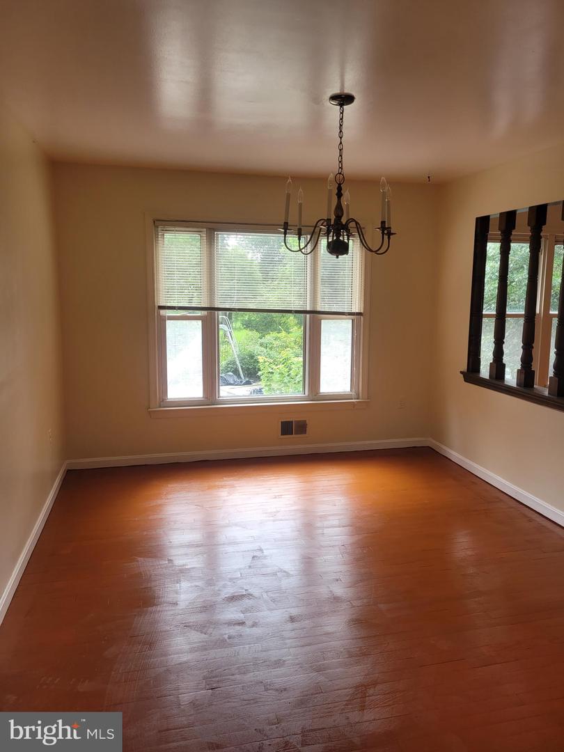 11801 Fairgreen Ln Property Photo 10