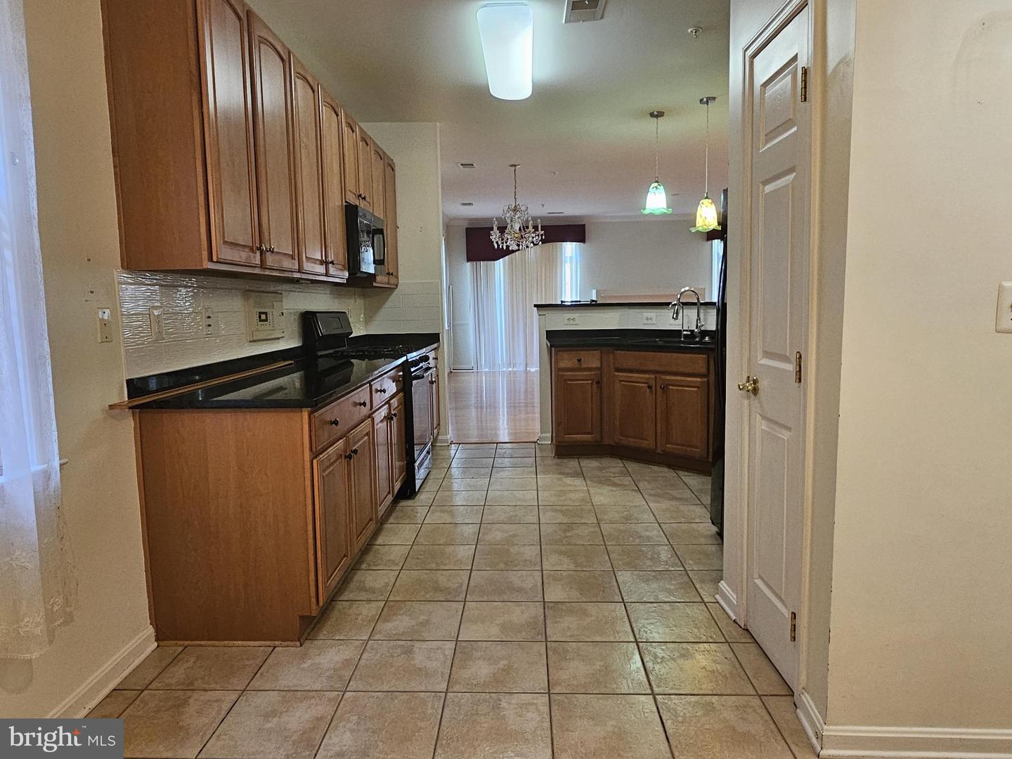 13006 Crocker Pl Property Photo 4