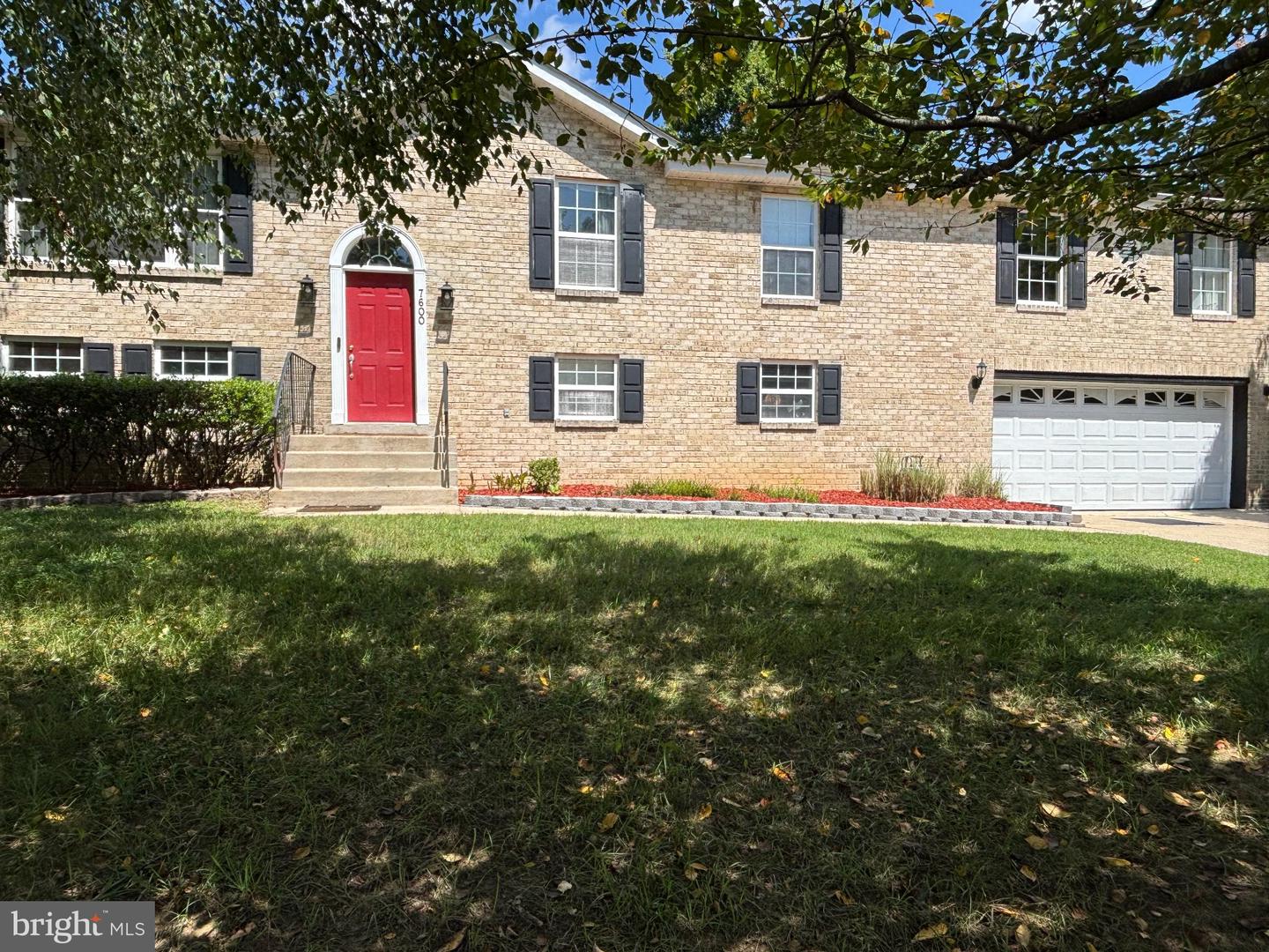 7600 Mezmer Ln Property Photo 1