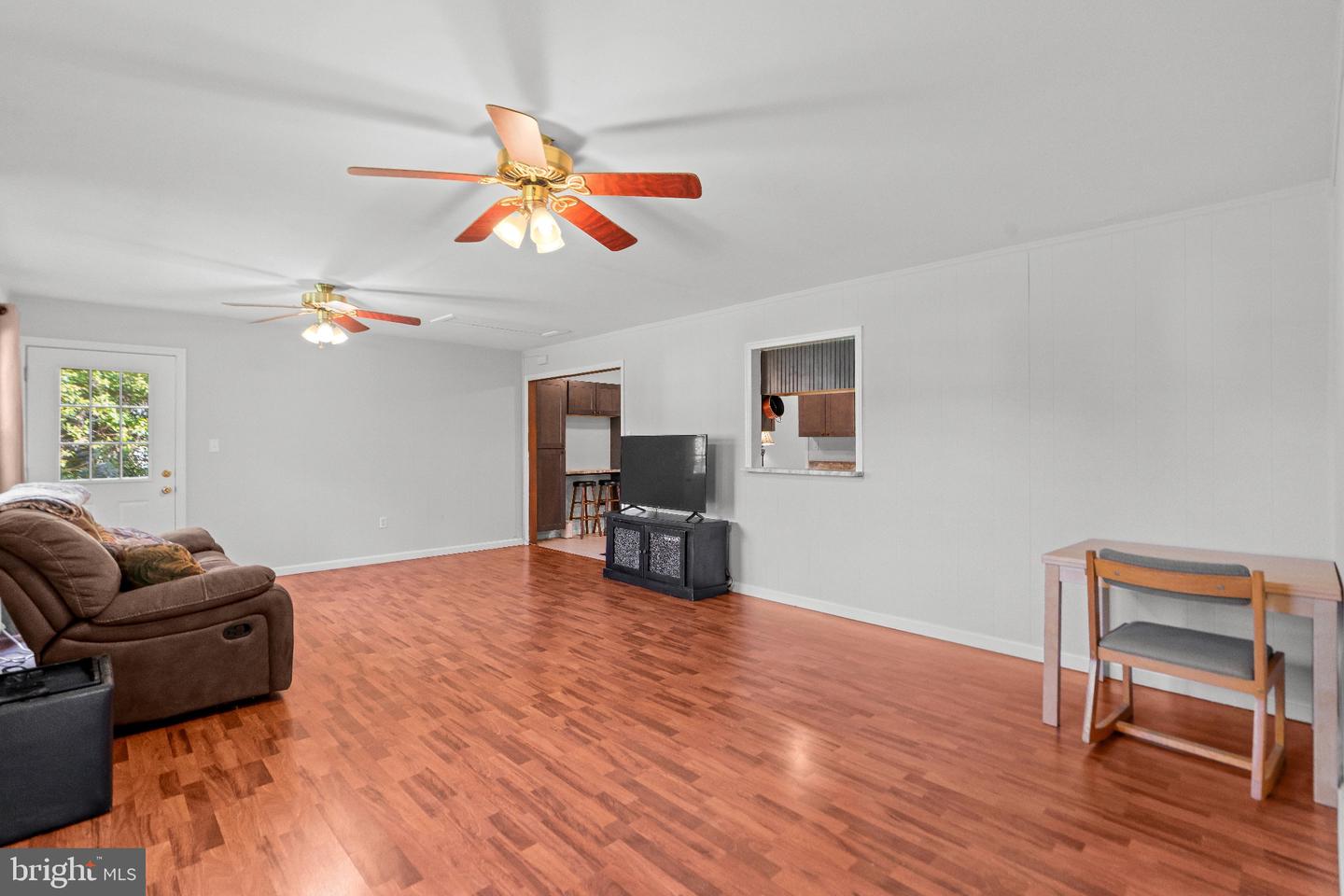 2802 Farris Ln Property Photo 9