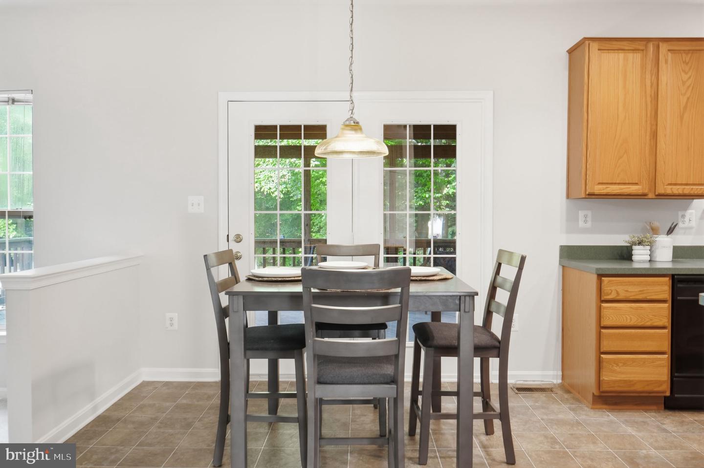 8105 Overfield Ct Property Photo 15