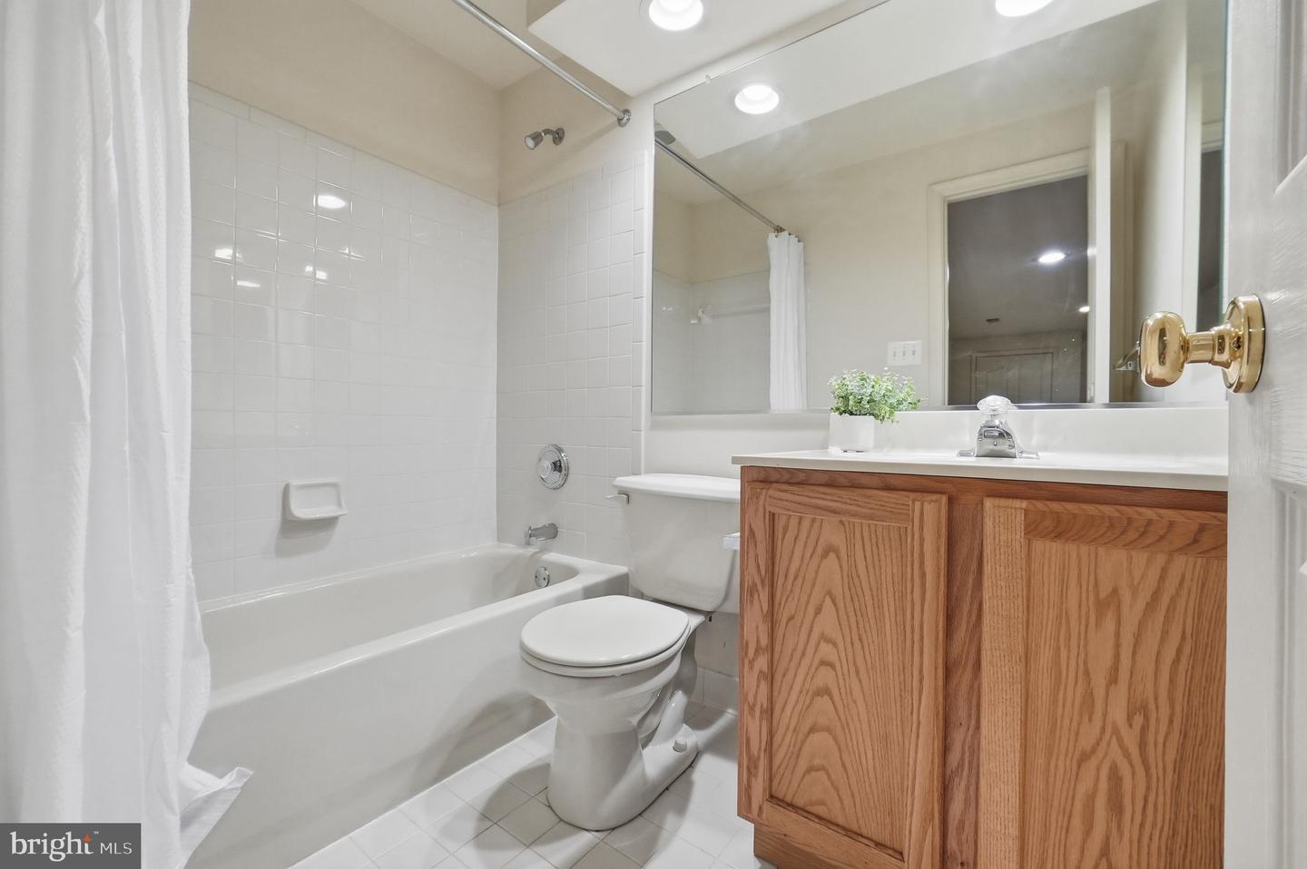 8105 Overfield Ct Property Photo 42