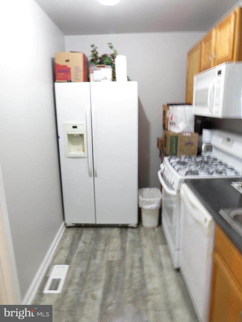 12809 10th St Property Photo 7