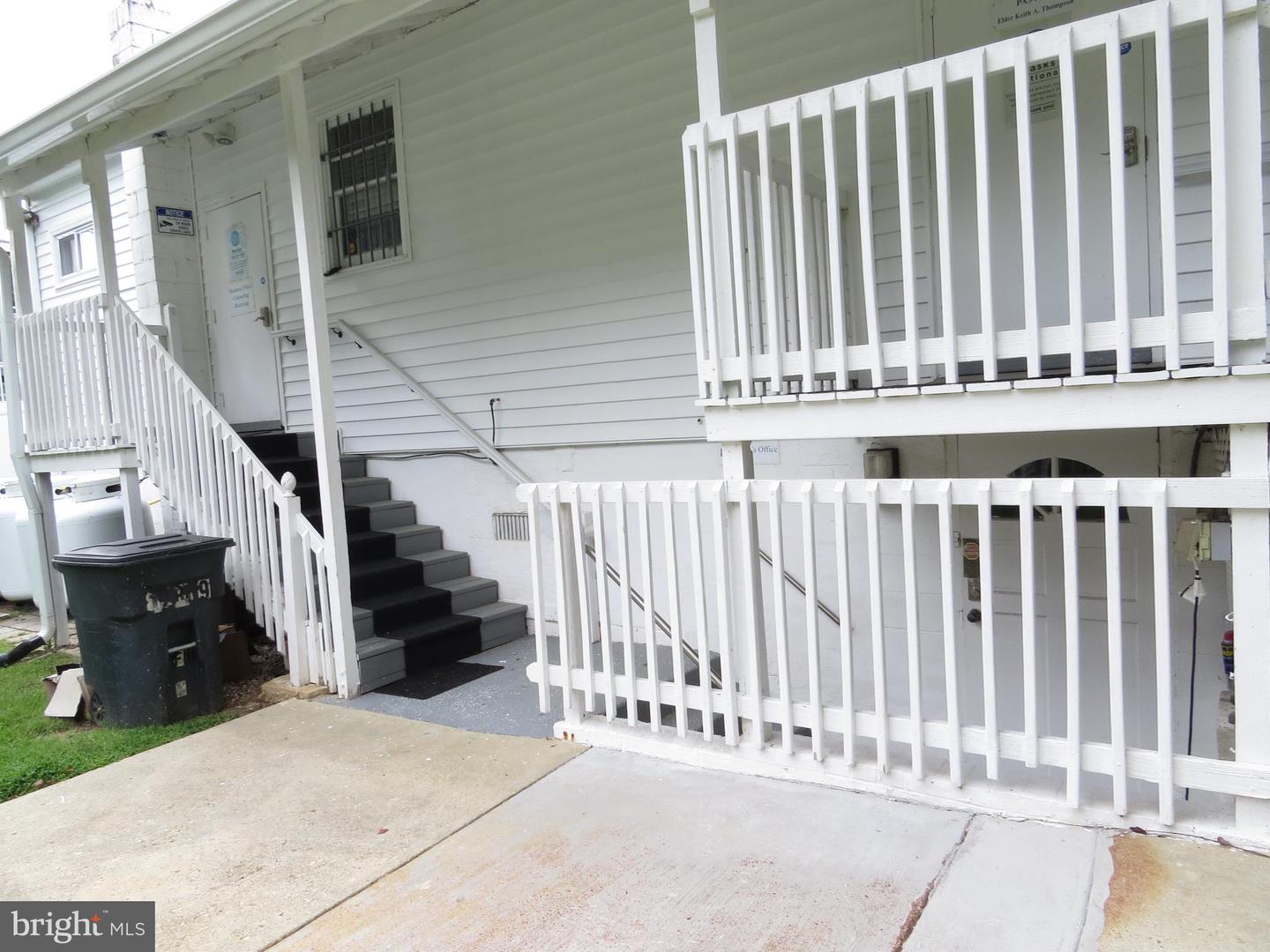 12809 10th St Property Photo 17