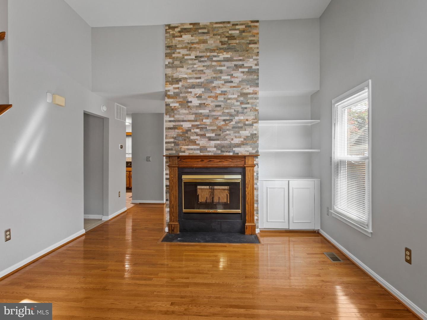 9320 Creekview Dr Property Photo 5
