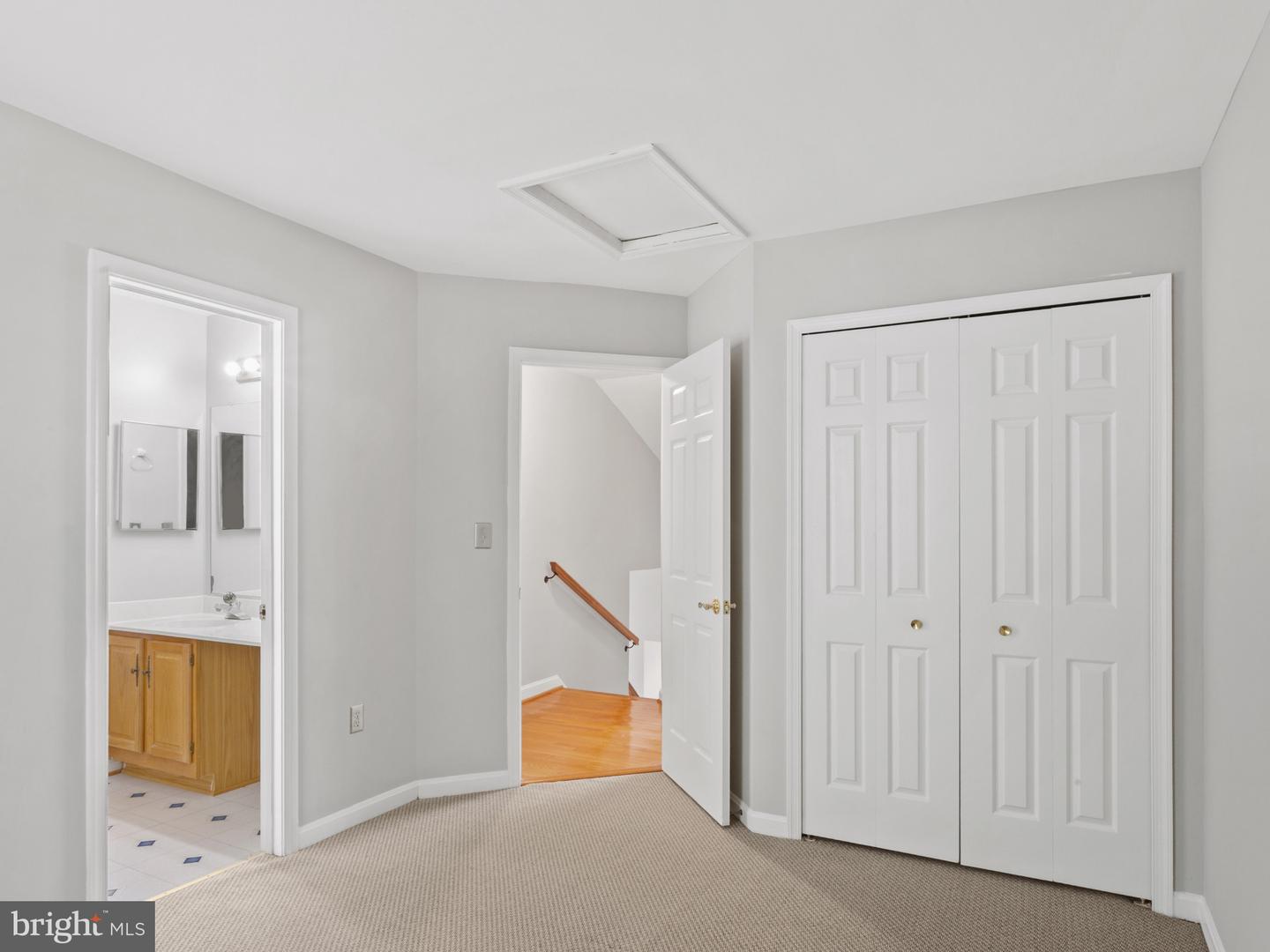 9320 Creekview Dr Property Photo 18