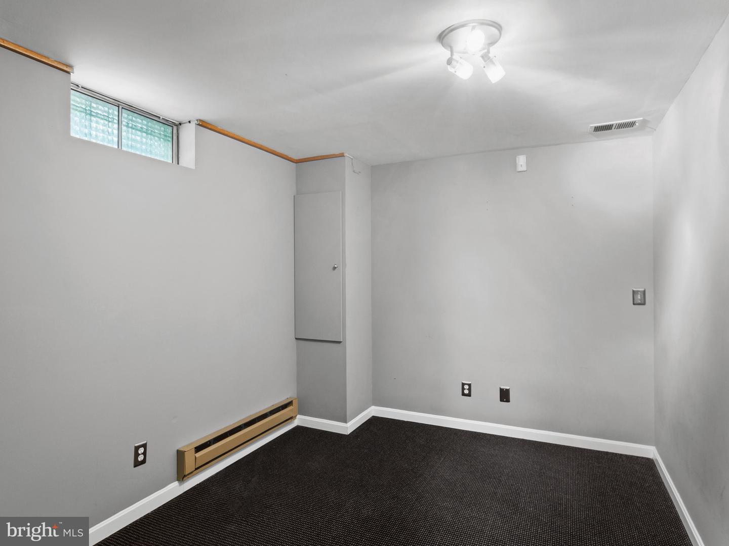 9320 Creekview Dr Property Photo 30