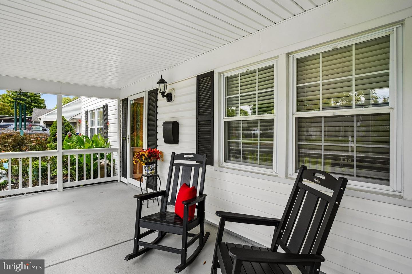 12408 Skylark Ln Property Photo 12