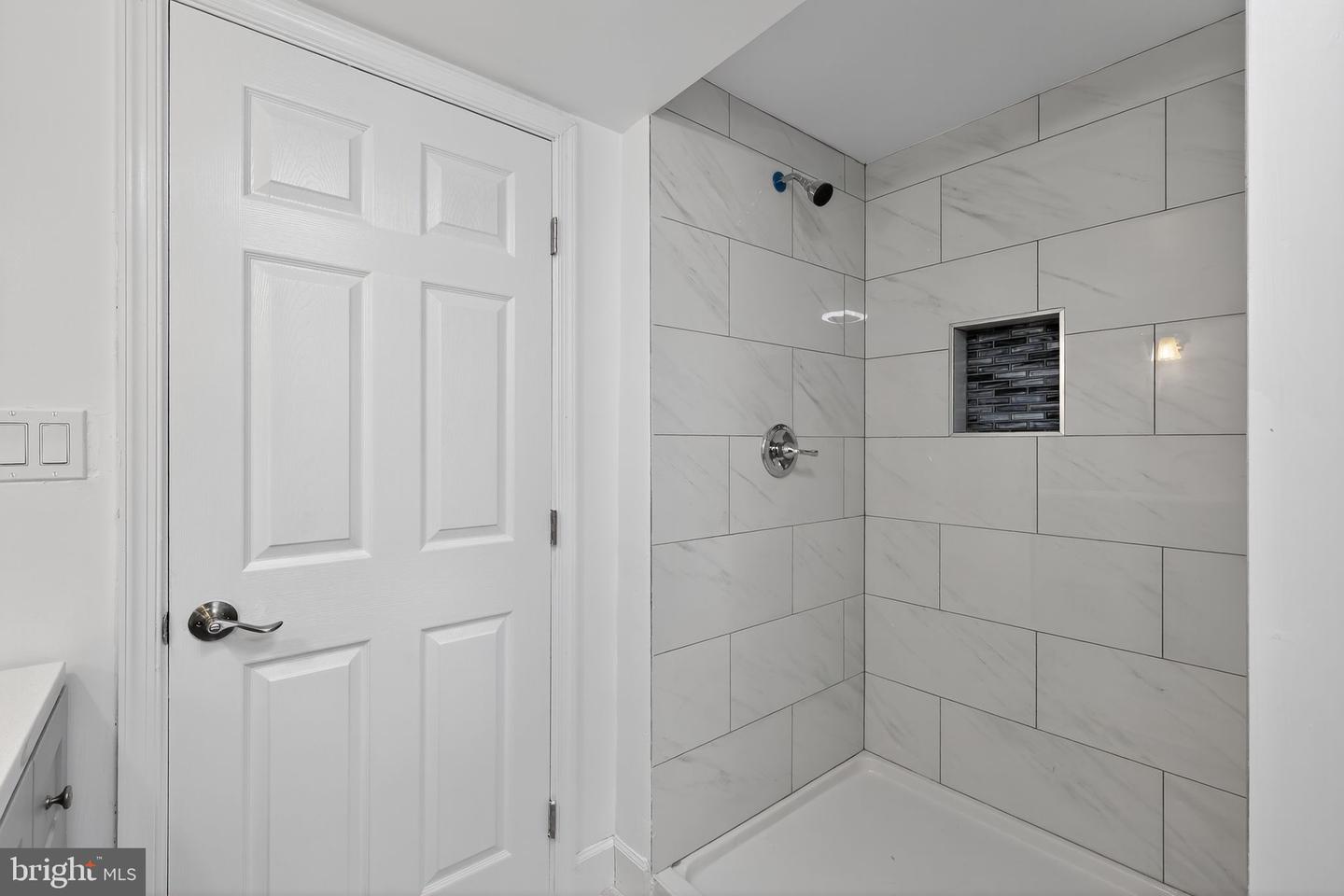 3515 Lumar Dr Property Photo 27