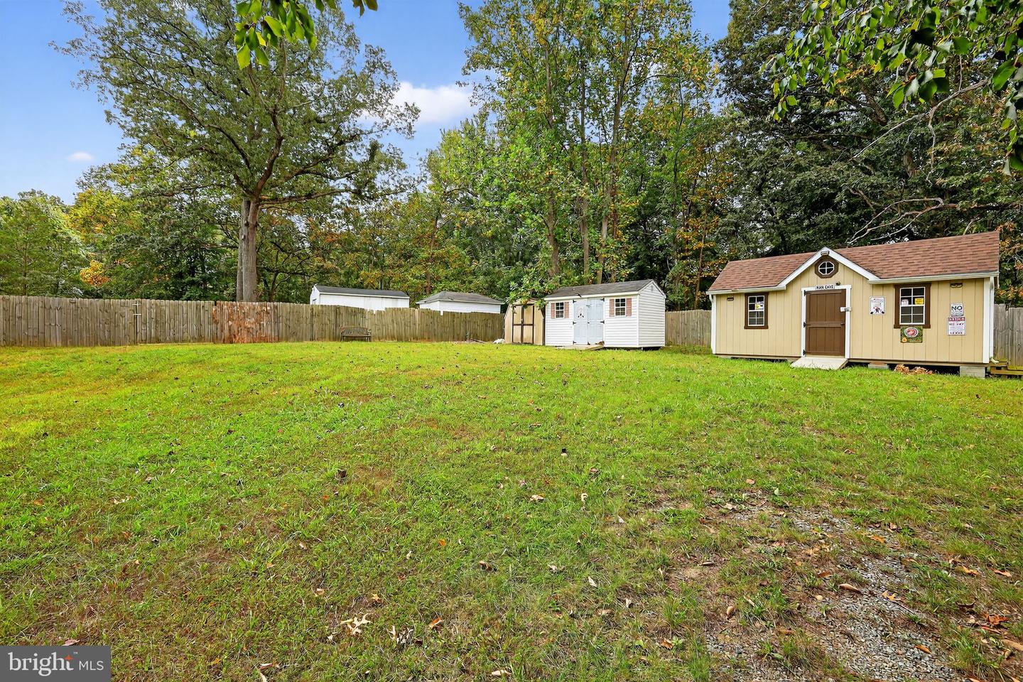 3515 Lumar Dr Property Photo 32