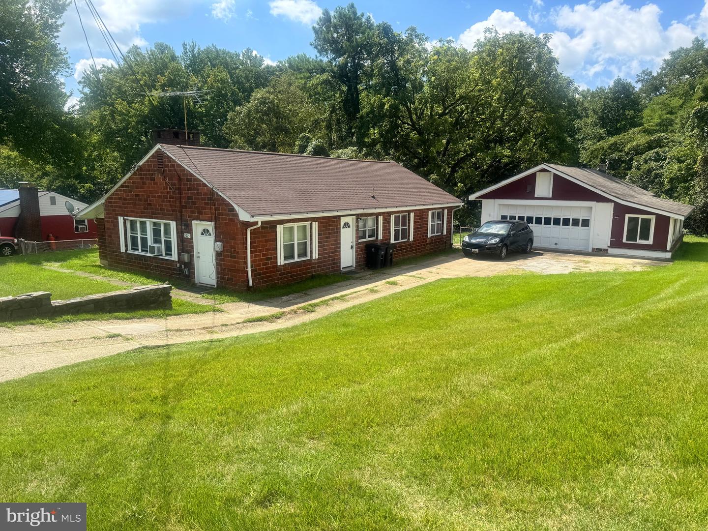 5115 S Barnaby Rd Property Photo 1