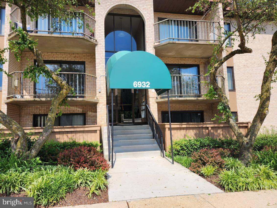 6932 Hanover Pkwy #303 Property Photo 1