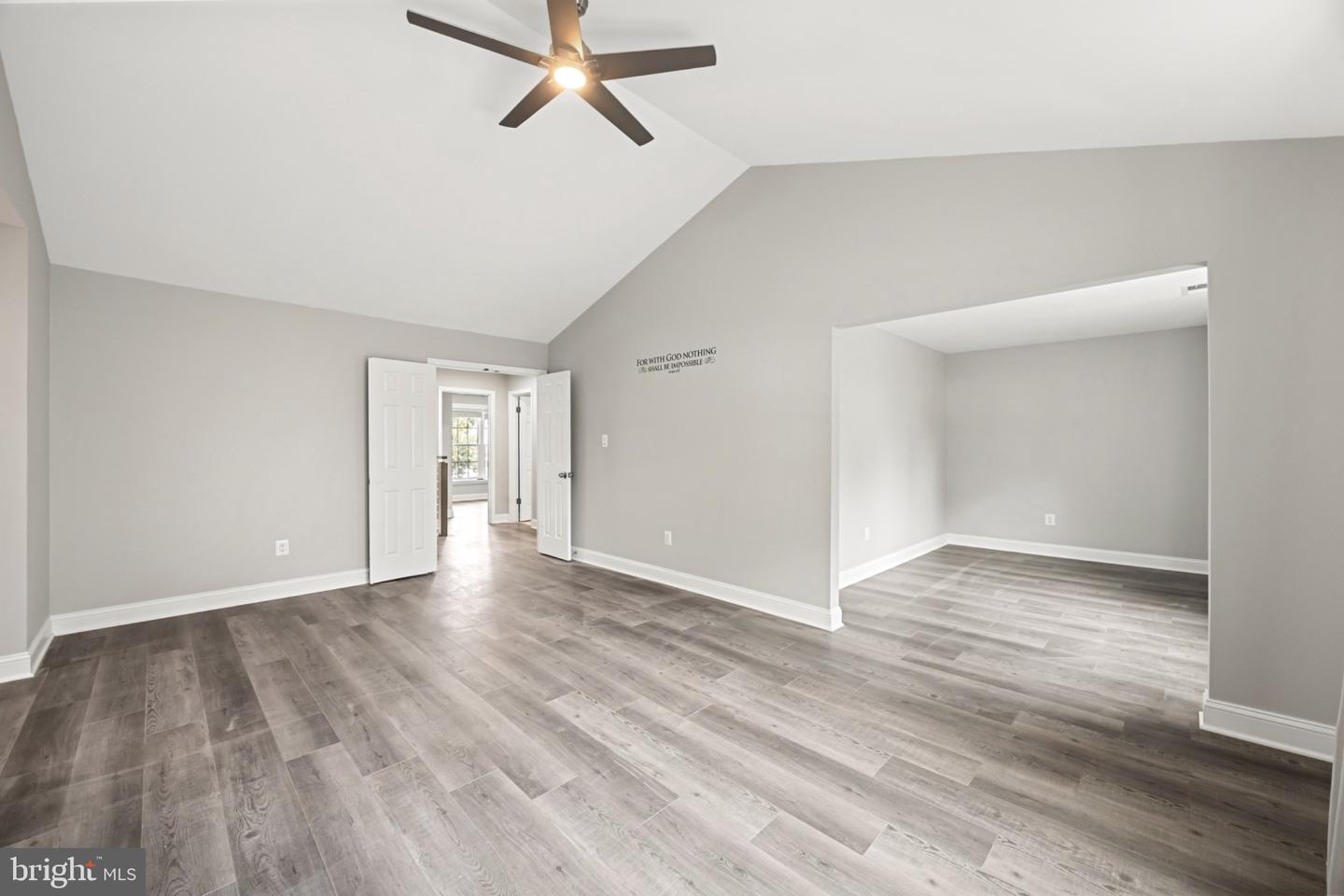10401 Grandhaven Ave Property Photo 14