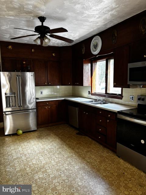 12120 Old Gunpowder Rd Property Photo 4