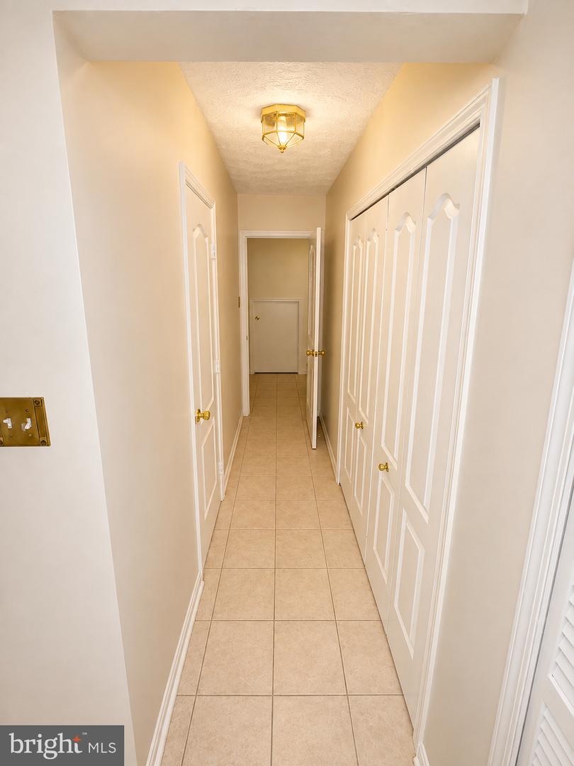 16417 Eves Ct Property Photo 15