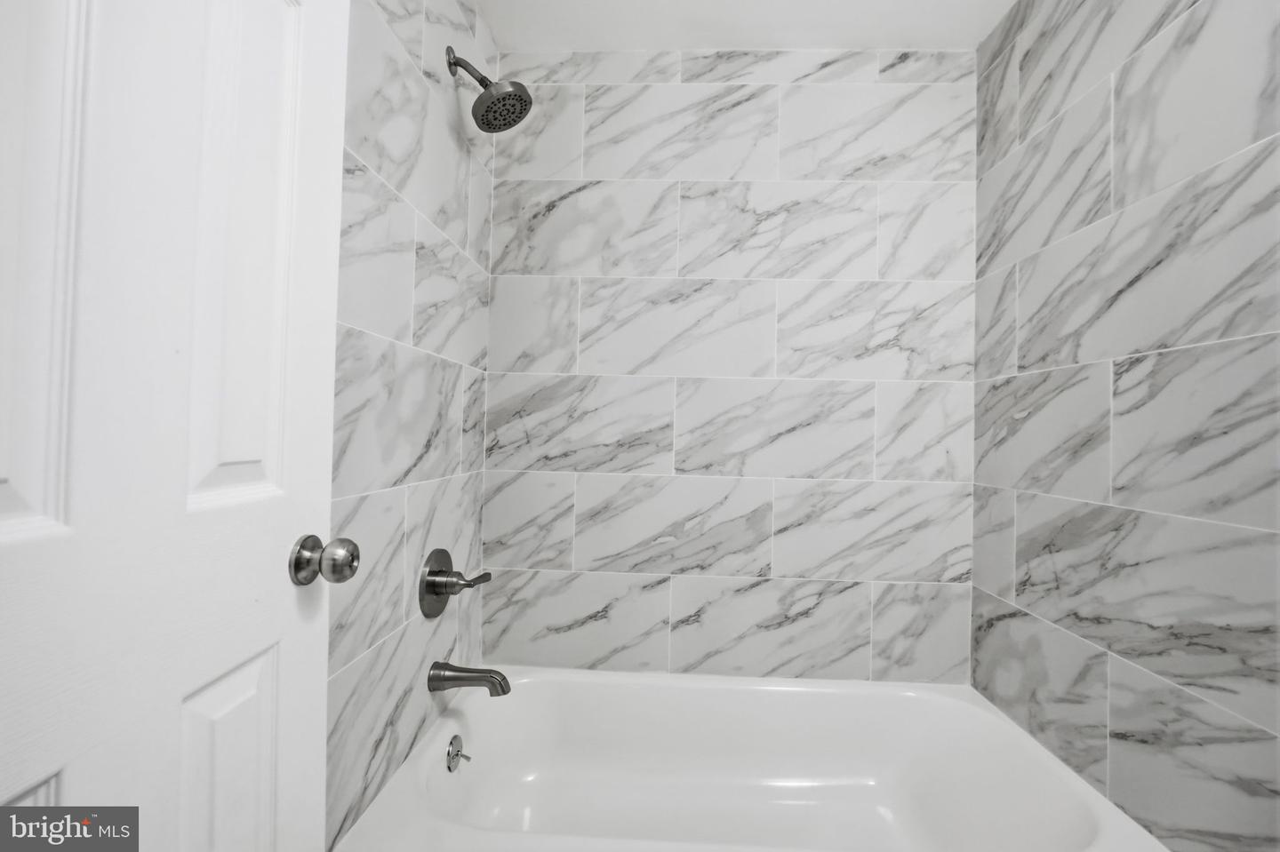 14333 Marlborough Ln Property Photo 19