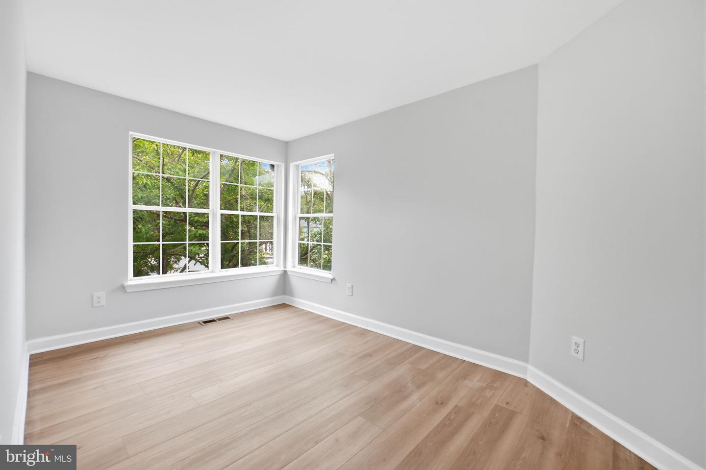 14333 Marlborough Ln Property Photo 20