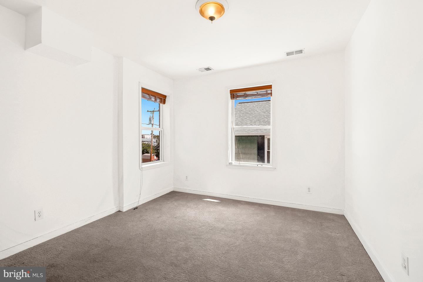 335 Prince George St Property Photo 26