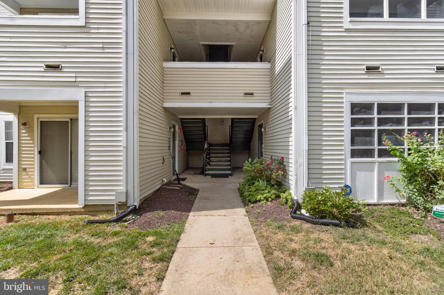 4482 Lord Loudoun Ct #16-10 Property Photo 5