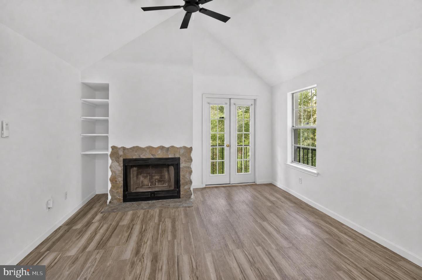 4482 Lord Loudoun Ct #16-10 Property Photo 8
