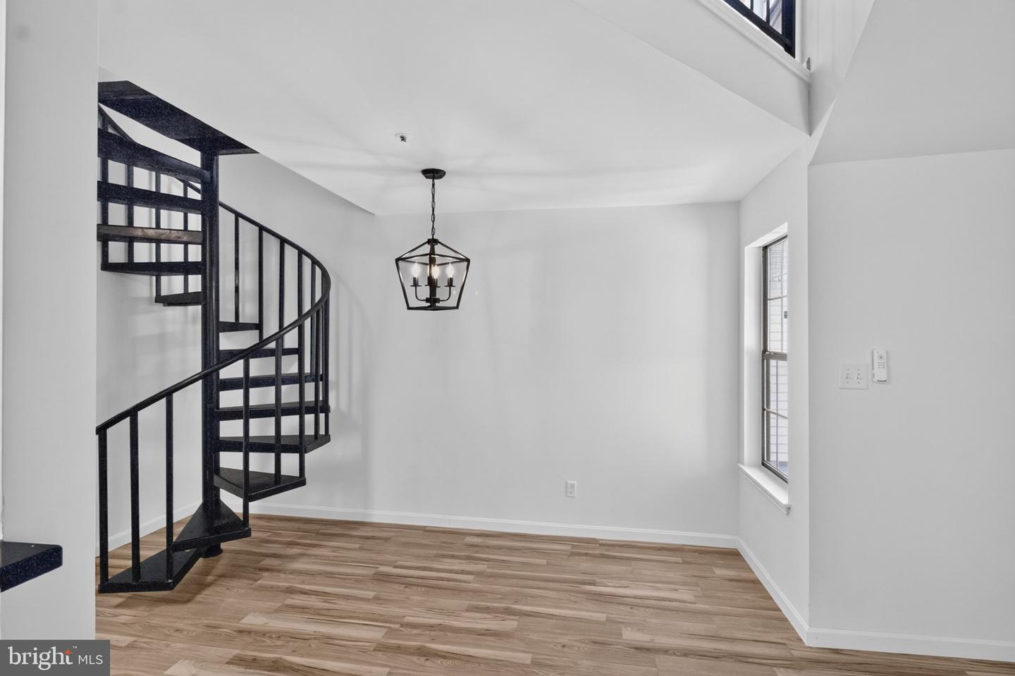 4482 Lord Loudoun Ct #16-10 Property Photo 13
