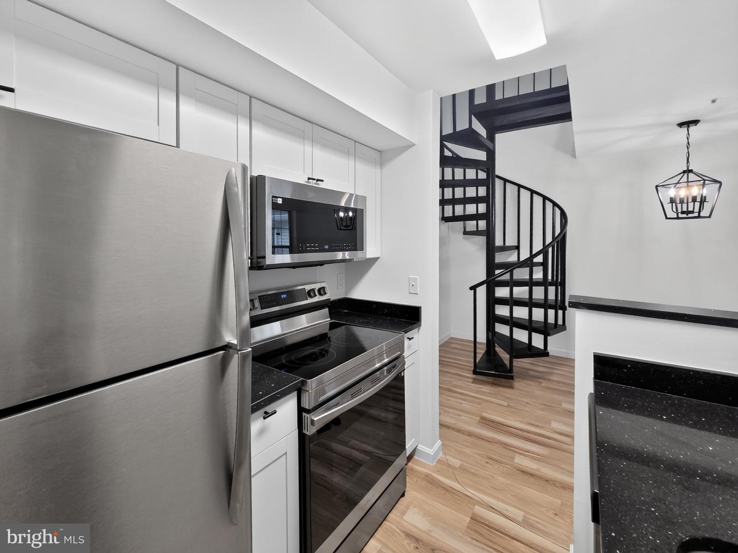 4482 Lord Loudoun Ct #16-10 Property Photo 19