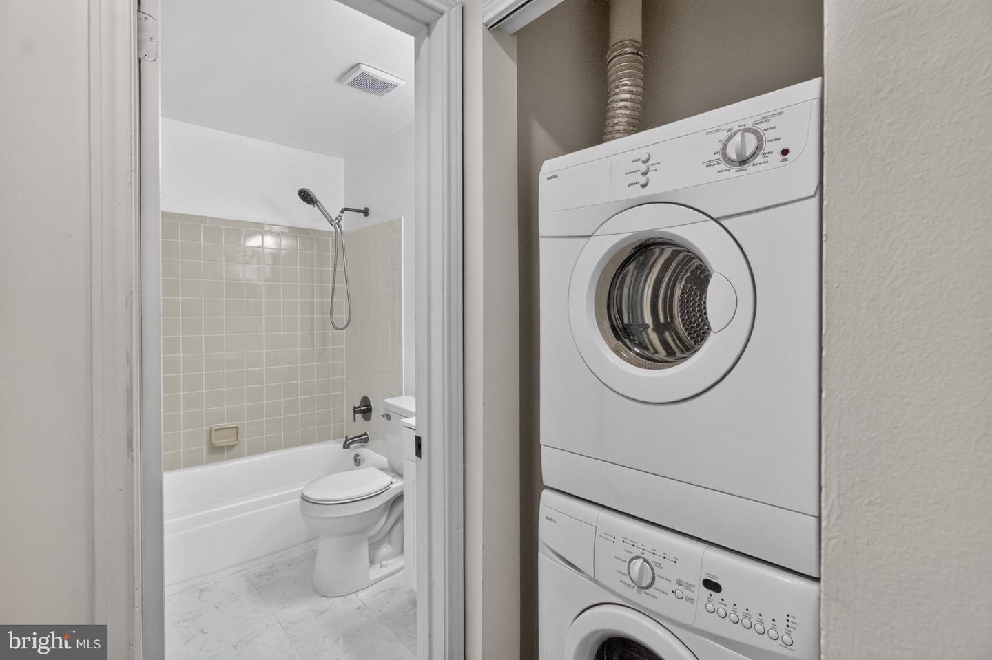 4482 Lord Loudoun Ct #16-10 Property Photo 20