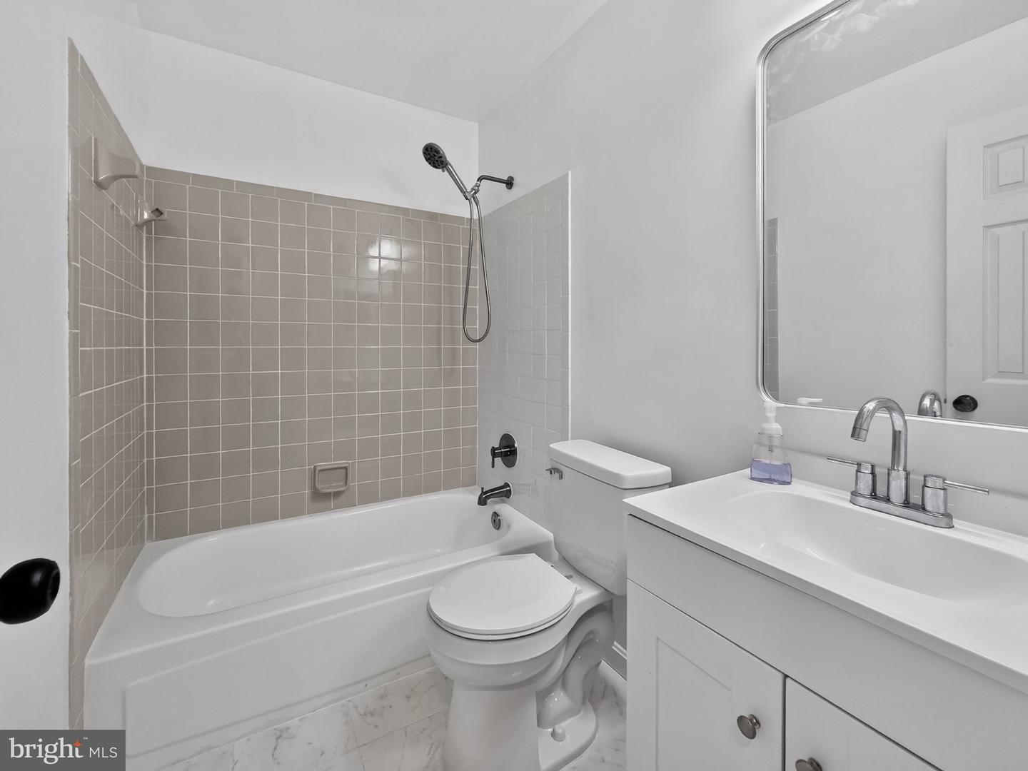 4482 Lord Loudoun Ct #16-10 Property Photo 21