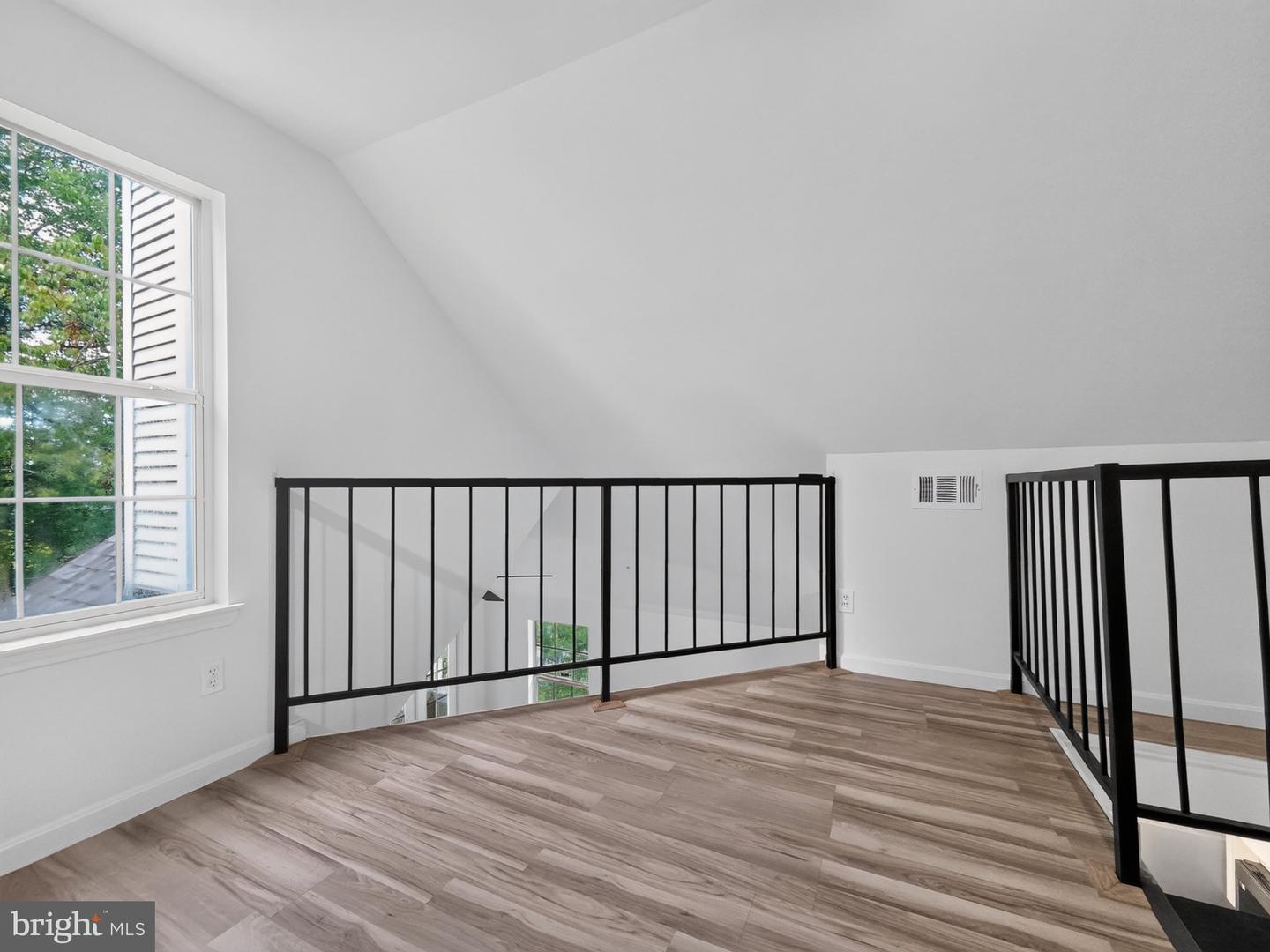 4482 Lord Loudoun Ct #16-10 Property Photo 27