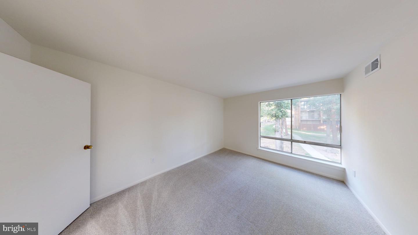 8435 Greenbelt Rd #8435-102 Property Photo 9